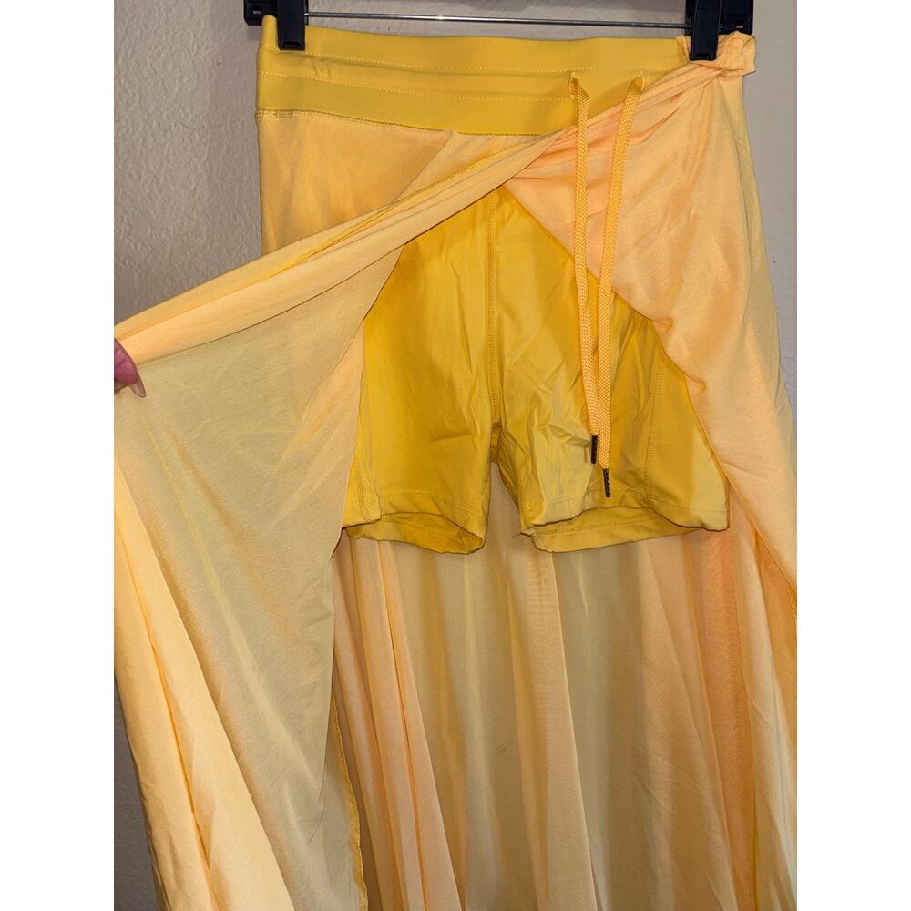 Halara high-waisted mesh overlay skort - Picture 3 of 3